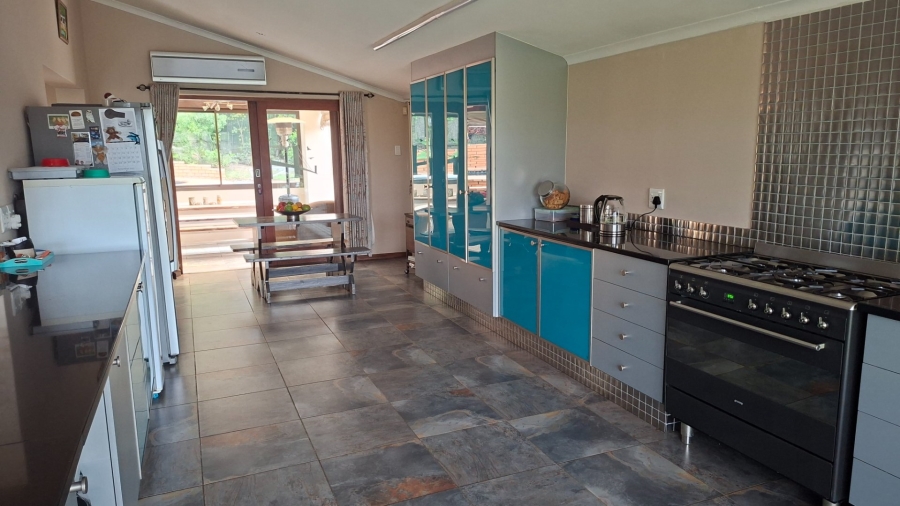 4 Bedroom Property for Sale in Beacon Bay North Eastern Cape